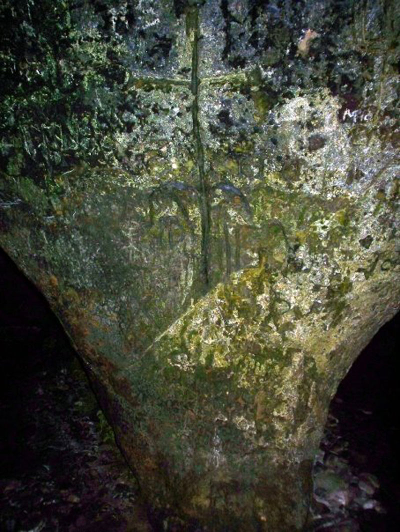 Kings Cave Cross